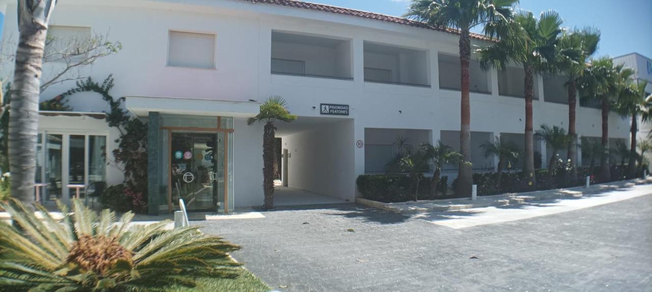 Hostal Las Cumbres Conil De La Frontera Extérieur photo