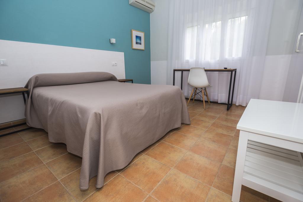 Hostal Las Cumbres Conil De La Frontera Extérieur photo