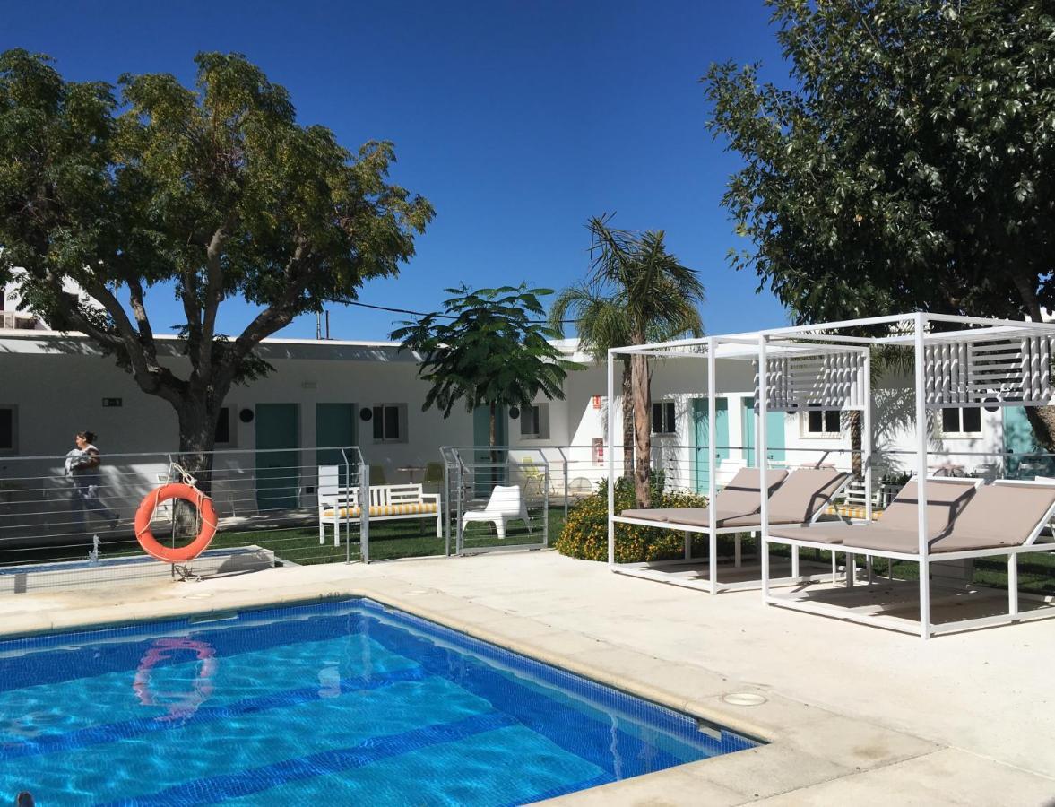 Hostal Las Cumbres Conil De La Frontera Extérieur photo