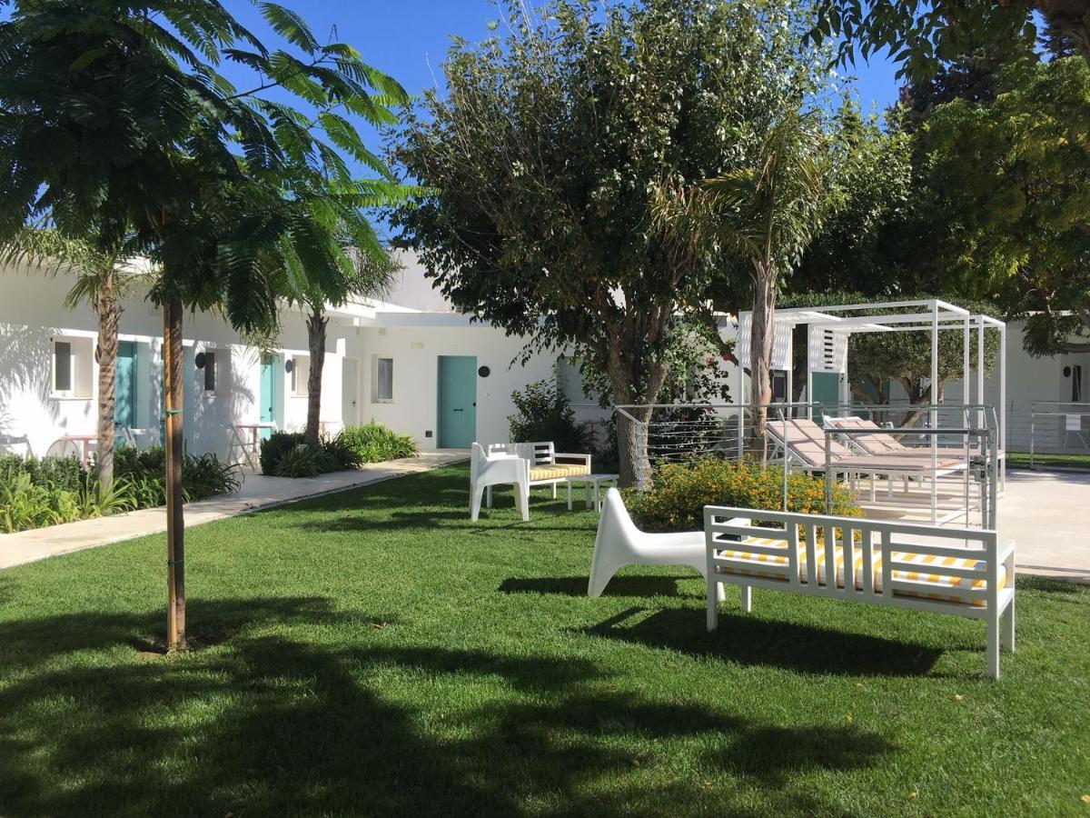 Hostal Las Cumbres Conil De La Frontera Extérieur photo