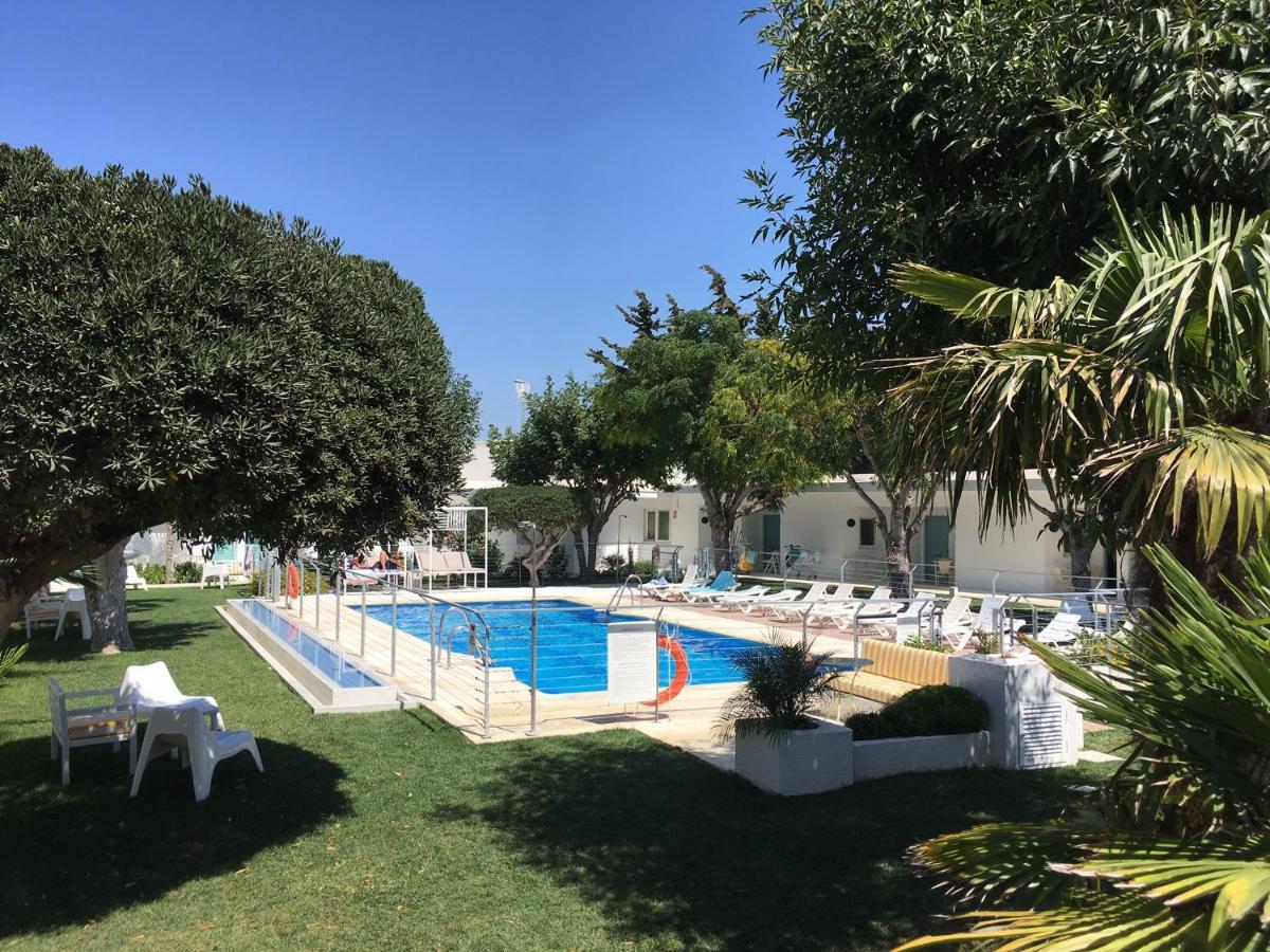 Hostal Las Cumbres Conil De La Frontera Extérieur photo