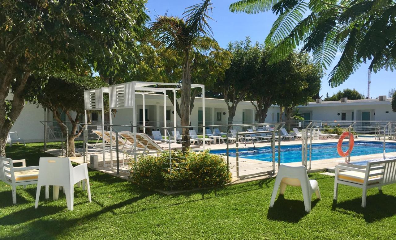 Hostal Las Cumbres Conil De La Frontera Extérieur photo